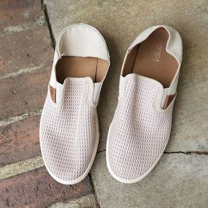 OluKai Pehuea Womens Slip On Shoes Size 9W